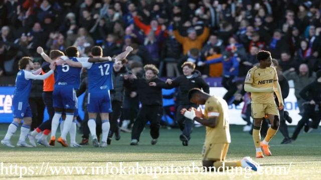 The Citizens Hantam Lawan